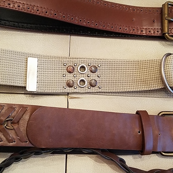 2/$20 Bundle of 5 belts - Picture 4 of 7